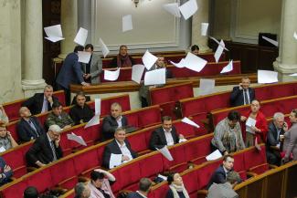 В НАПК провели всех нардепов на соблюдение антикоррупционных законов