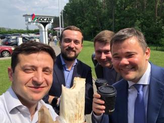 Президент Украины рекомендовал властям покупать шаурму