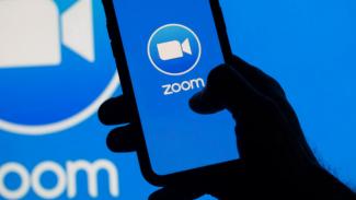 Zoom хочет сотрудничать с ФБР