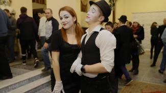 На фестивалі «Дніпро Паппет Фест» львів’яни показали «Божественну комедію»