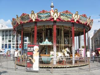 Карусель в Днепропетровске