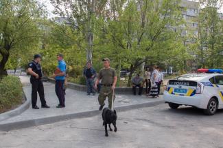 «заминировали» школу