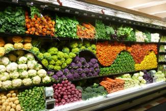 Названы овощи, побеждающие рак