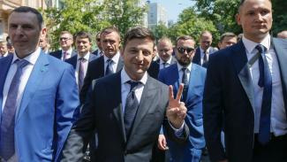 В команде Зеленского объяснили нюансы с партией "Слуга народа"