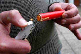 петарда, фото из открытых источников