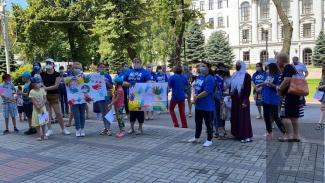 в Днепре к областным властям пришли отчаявшиеся мамы детей с редким заболеванием