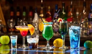 Опасно для здоровья: какие алкогольные напитки нельзя смешивать