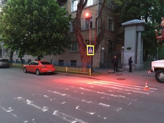 В Днепропетровске появился чудо-светофор. Фото: Facebook/Максим Кугрышев