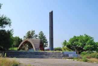 монумент в Днепре