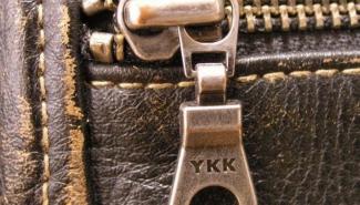 Что значат буквы "YKK" на застежках-молниях
