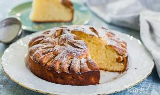Нежный яблочный пирог на кефире: рецепт Евгения Клопотенко