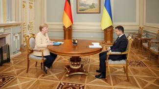В Киеве прошла встреча Меркель и Зеленского