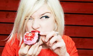 Сладкоежкам на диете: 5 сладостей, которые можно есть на ночь