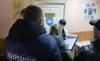 На Днепропетровщине медсестра "погорела" на продаже фейковых COVID-сертификатов