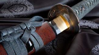 Полицейские Днепра задержали "самурая" с арсеналом опасного оружия