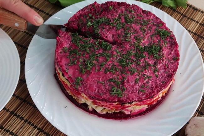 Салат чингисхан с черносливом и орехами с курицей рецепт с фото пошагово