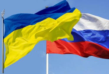 Флаг Украины и России
