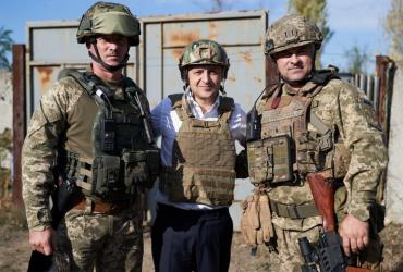 Зеленский на День защитника уехал к военным на передовую