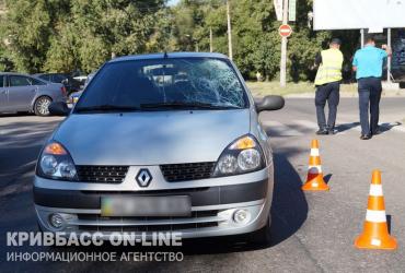 фото http://krnews.ua, ДТП &amp;quot;Renault Symbol&amp;quot; сбил женщину
