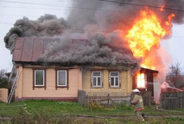 пожар в доме, фото из открытых источников