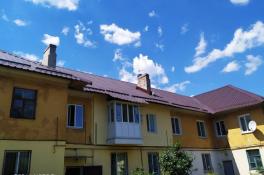 В Днепре коммунальщики капитально отремонтировали крышу в жилых домах