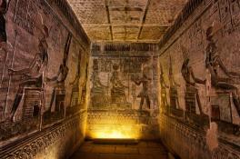 В Египте обнаружили уникальные саркофаги с сокровищами