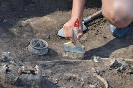 Археологи обнаружили 5000-летнюю могилу загадочного карлика