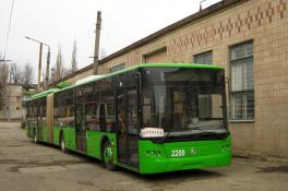 На Днепропетровщине автобус чуть не съехал с моста: есть пострадавшие