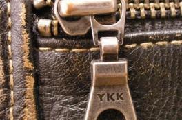 Что значат буквы "YKK" на застежках-молниях