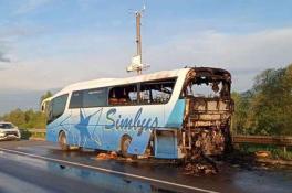 На Львовщине на ходу загорелся рейсовый автобус с пассажирами внутри
