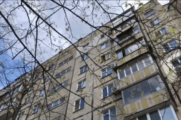 Подъезд многоэтажки на жилмассиве Покровский в Днепре кардинально преобразили ремонтом