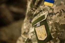 В зоне ООС на взрывном устройстве подорвался украинский военный