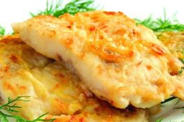 Сочная рыба в луковом кляре: простой рецепт вкусного блюда