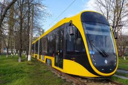 В Днепре объявили тендер на покупку новых низкопольных трамваев