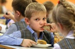 Клопотенко бы плакал: ветераны АТО в Каменском возмущены питанием своих детей в школе