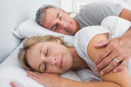 Почему жена должна спать справа от мужа
