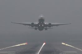 В аэропорту Днепра из-за густого тумана задерживаются рейсы