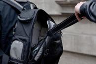 В спальном районе Днепра у пенсионера выхватили сумку с деньгами