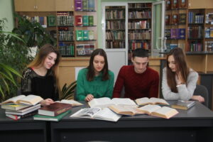 Вступительная кампания