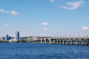 центральный мост