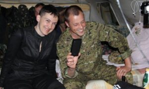 Надежда Савченко ночью побывала в зоне АТО