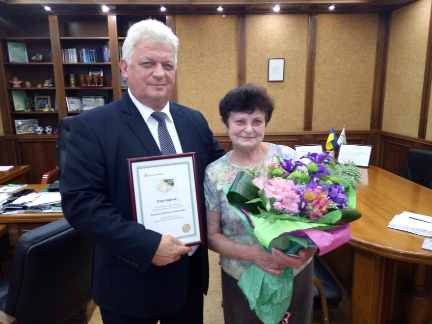 Вторую пенсию от ПриватБанка целый год будет получать жительница Днепра