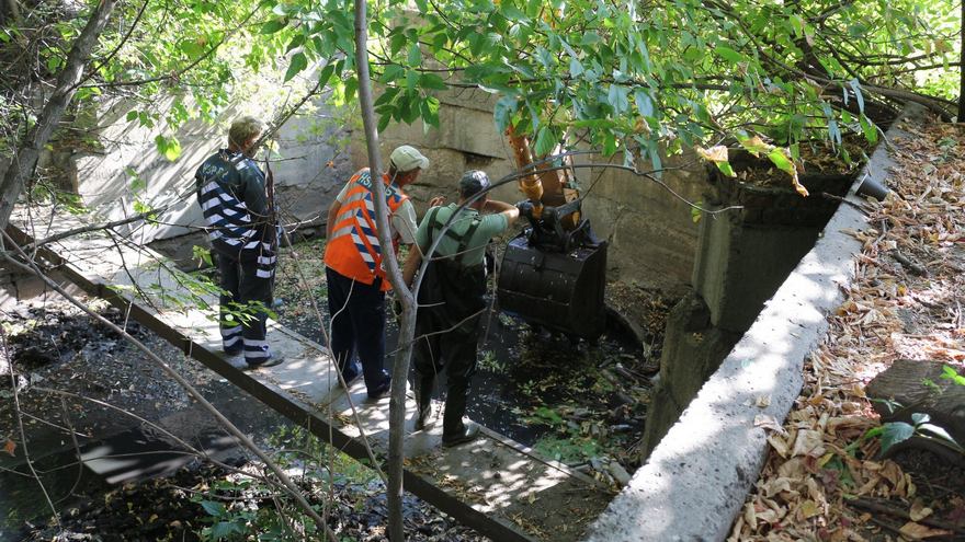 Комунальники проводять профілактику підтоплень