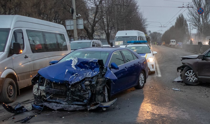 ДТП возле ЮМЗ