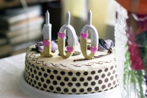 Торт на 100-летний юбилей