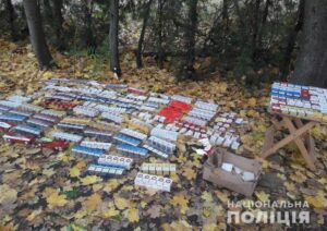 На Днепропетровщине полиция изъяла контрафактные сигареты (фото)