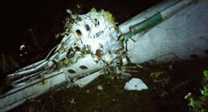 Власти уточнили число жертв крушения самолета с футболистами