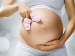 беременная девушка