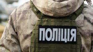 Видео спецоперации: в Каменском задержали группу наркодилеров