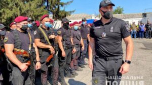 В Умань прибыл отряд полицейских из 20 областей